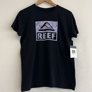 NWT Reef Black Logo Graphic Short Sleeve Tee Size XS